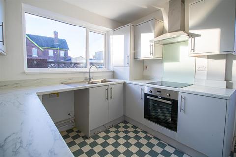 undefined, 3-Bed End-Terraced House to Let on Blackpool Road, Fulwood, Preston
