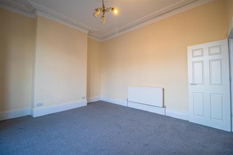 undefined, 4-Bed Mid-Terraced House to Let on Blackpool Road, Fulwood, Preston