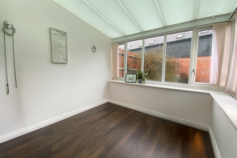 4 bedroom detached house to rent, Bluegown Avenue, Leybourne ME19
