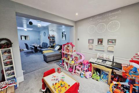 3 bedroom semi-detached house for sale, Bancroft Avenue, Lancashire FY5