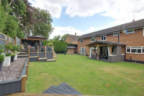 undefined, Larchmont Close, Elloughton