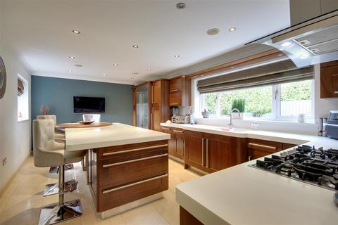 undefined, Larchmont Close, Elloughton