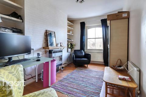 undefined, Trafalgar Avenue, LONDON
