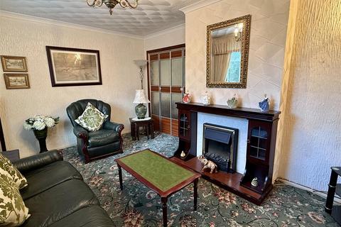 3 bedroom semi-detached house for sale, Ffordd Aneurin, Pontyberem, Llanelli