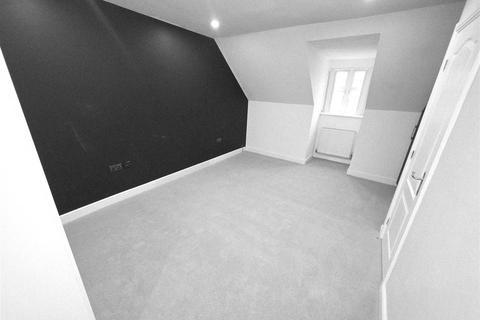 undefined, Linnyshaw Close, Bolton BL3