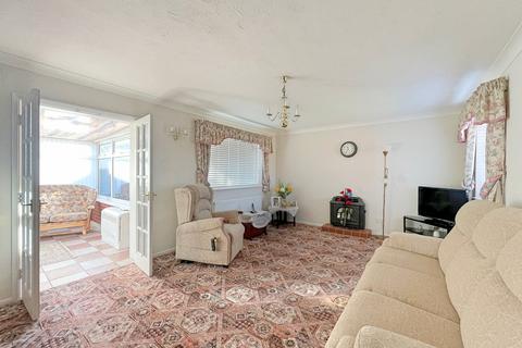 3 bedroom property for sale, Grove Road, Tiptree, Colchester, CO5