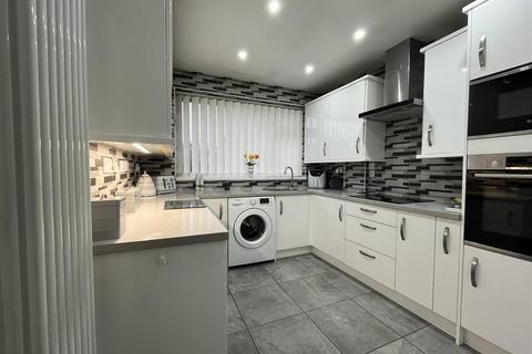 undefined, St. Abbs Close, Bradford BD6