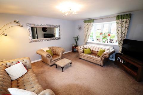 4 bedroom semi-detached house for sale, Knightscliffe Way, Duston, NN5 6DF
