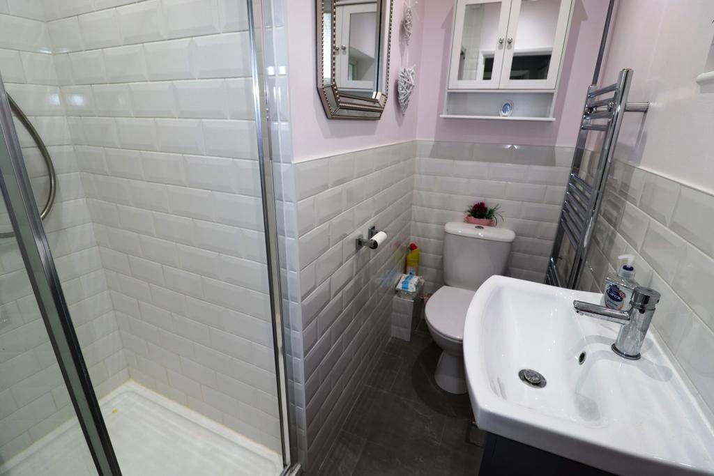 49 Knightscliffe Way