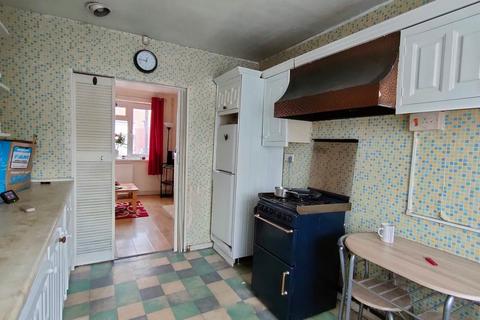 2 bedroom house share to rent, Blackwall Lane, London SE10
