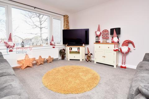 3 bedroom terraced house for sale, 8 Reiket Lane, Elgin