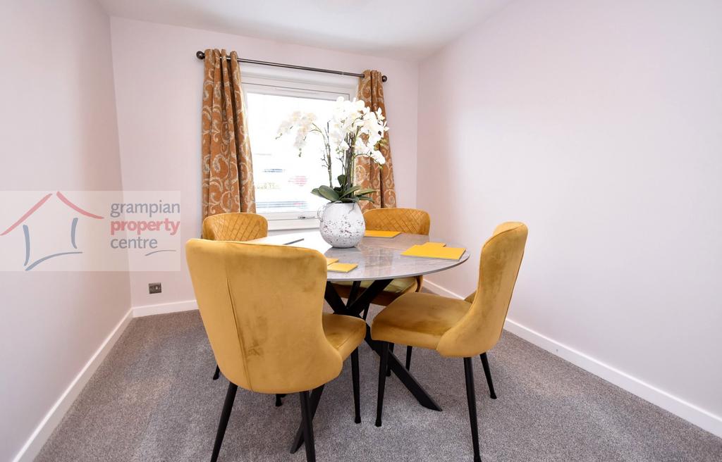 Dining room .JPG