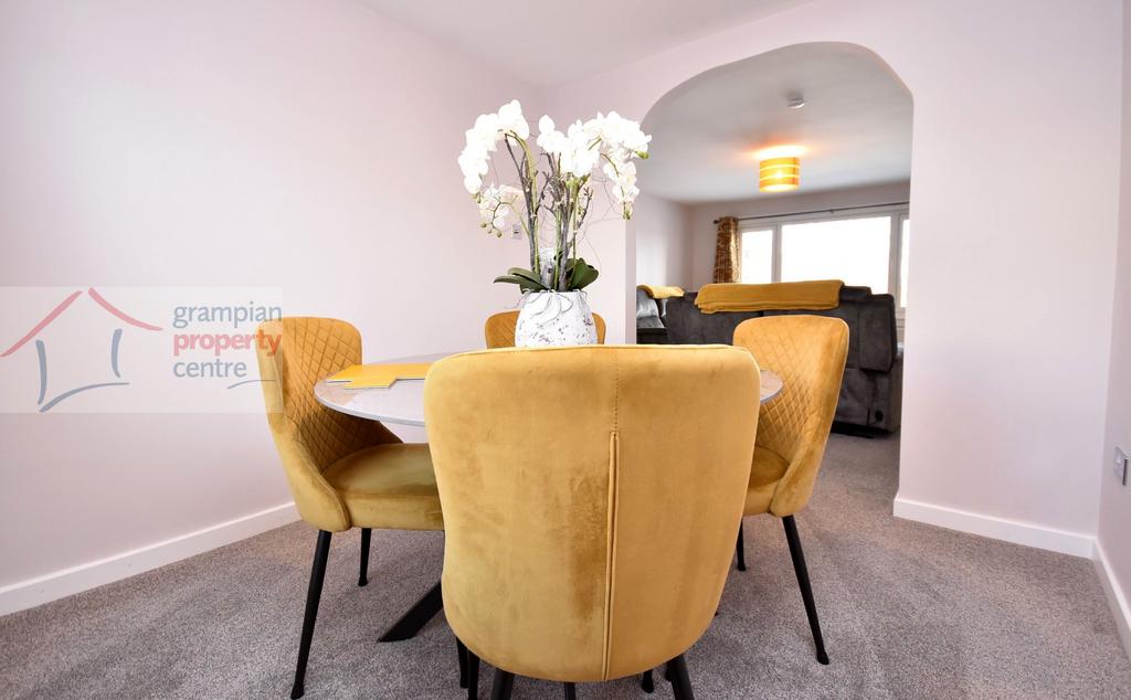 Dining room 2.JPG