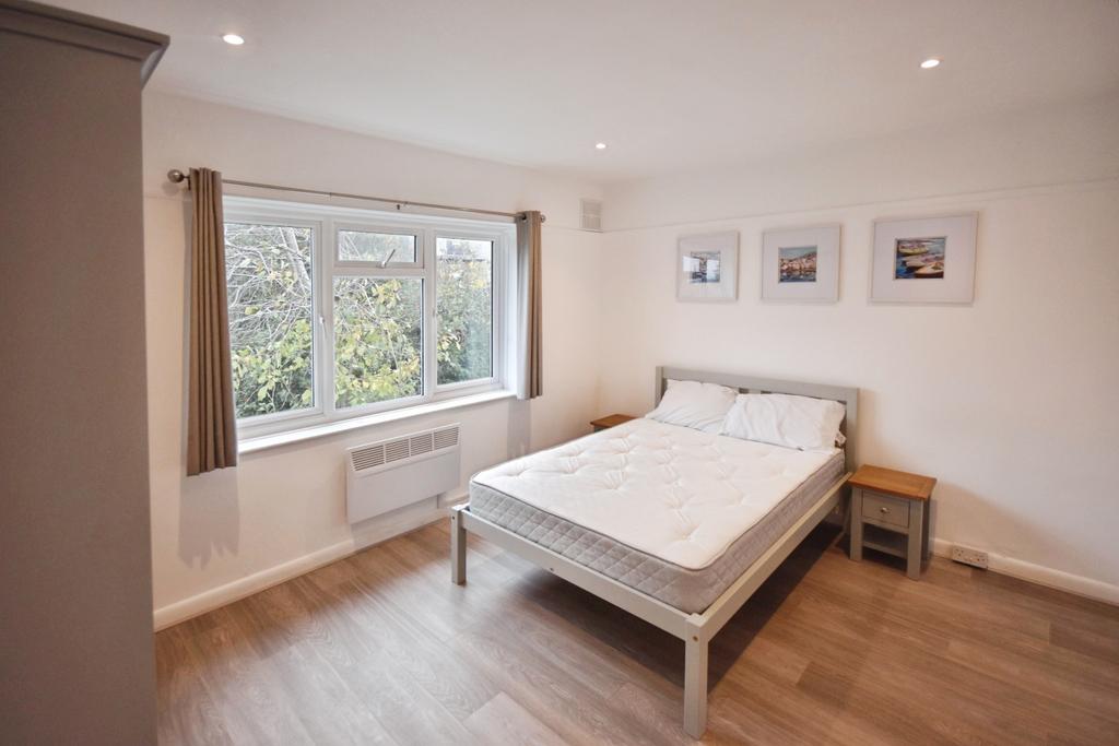 Main bedroom