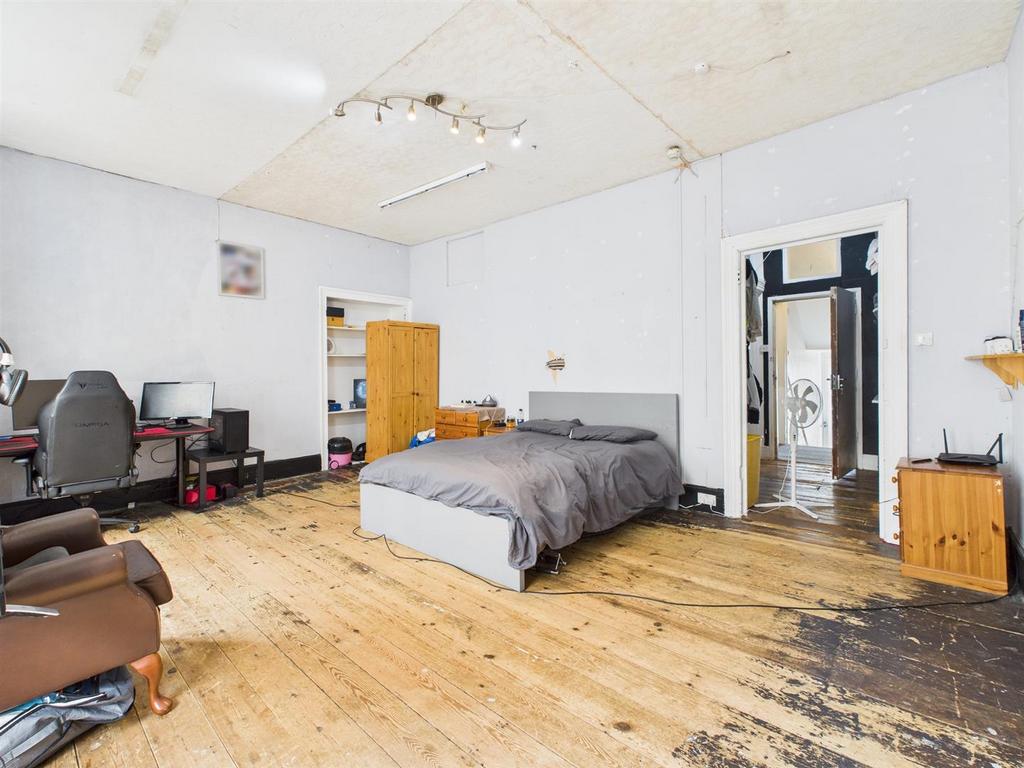 Bedroom One (Flat 1)
