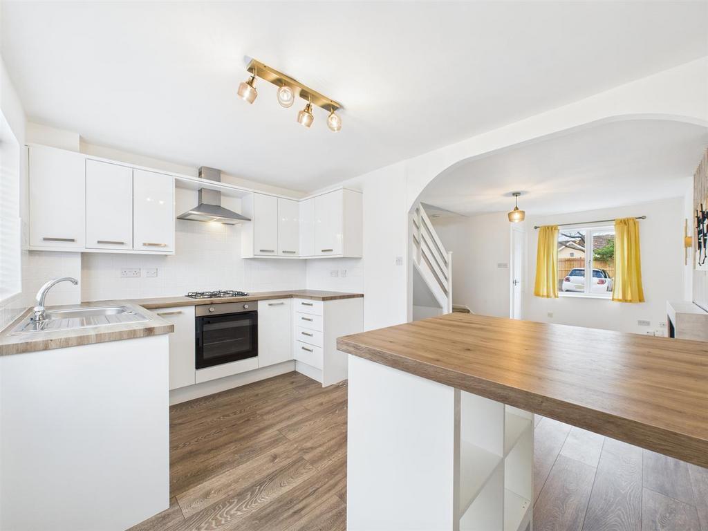 Kitchen 4.jpg