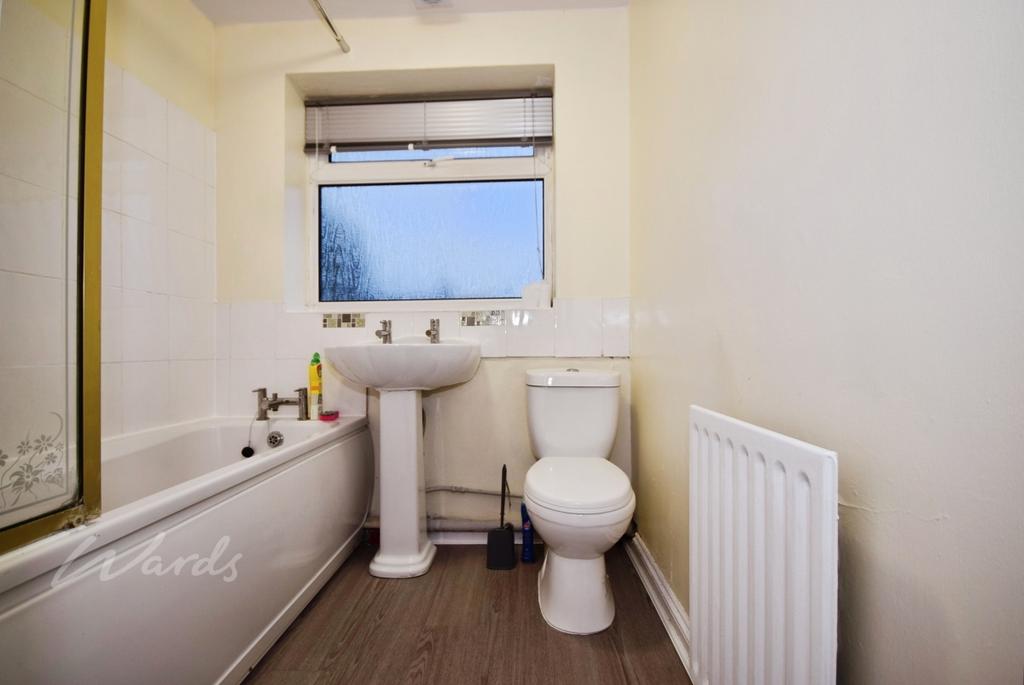 Burnham bathroom