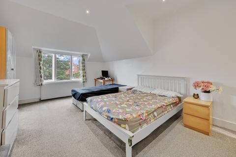 undefined, Park Avenue, Willesden Green, NW2