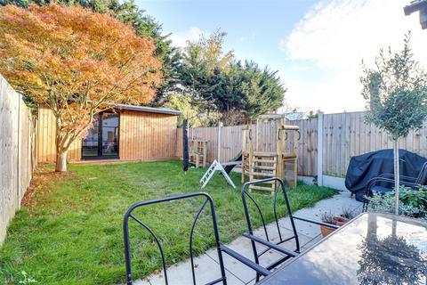 undefined, Southbourne Grove, Westcliff-On-Sea SS0