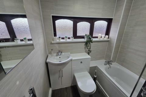 undefined, Rooms Available, Bishop Close, Rednal, B45