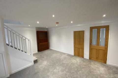 undefined, Efail Castell, Pentir, Gwynedd, LL57