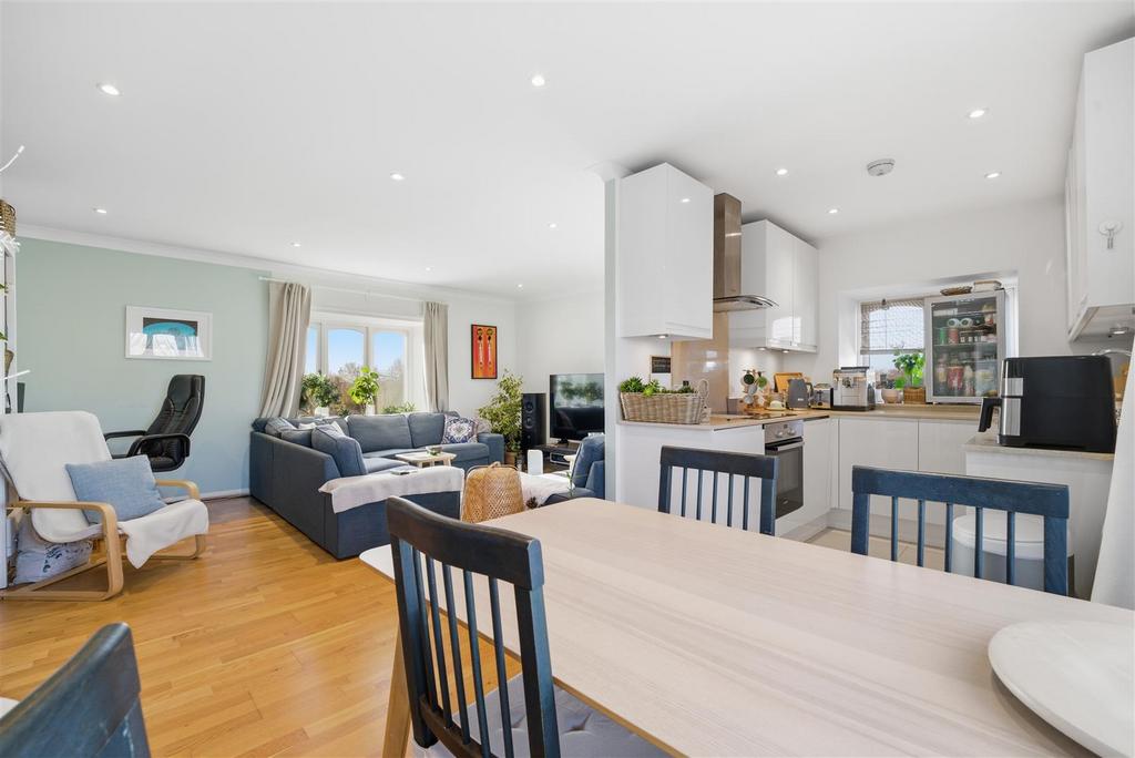 19 Kipling Through.jpg