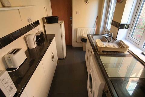 undefined, En suite Room Available, Gough Road, Sparkhill, B11
