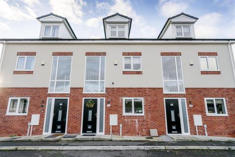 undefined, Bramblemead, Leigh