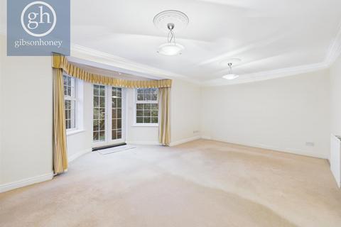 undefined, Ducks Hill Road, Northwood HA6