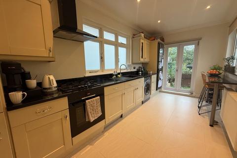 undefined, Lakeside Road, Palmers Green