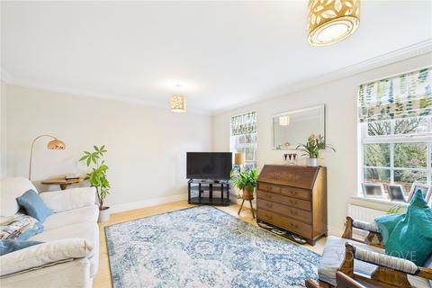 undefined, Fusilier Way, Northamptonshire NN7