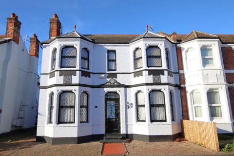 4 bedroom semi-detached house for sale, The Grove Clacton on Sea, CO15