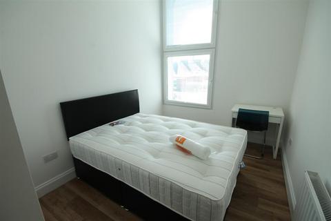 2 bedroom apartment to rent, Osborne Terrace, Jesmond, Newcastle Upon Tyne