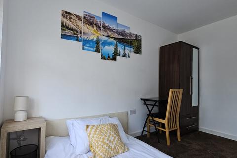 undefined, Hedingham Road, Dagenham RM8