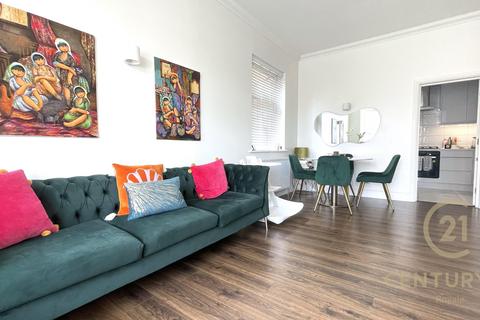 2 bedroom flat for sale, Sigrist Square, KINGSTON UPON THAMES KT2