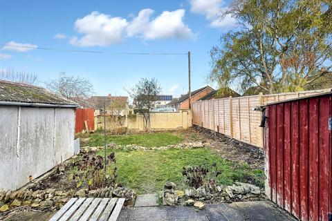undefined, Bibsworth Avenue, Broadway