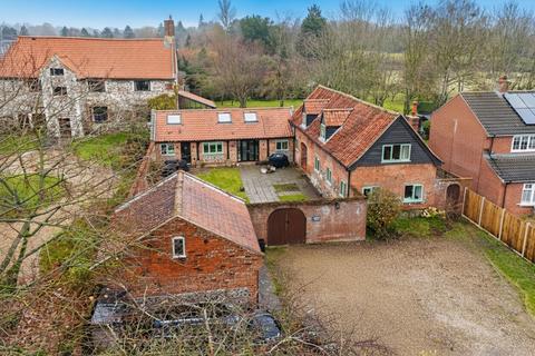 undefined, Bungay Road, Poringland, Norwich