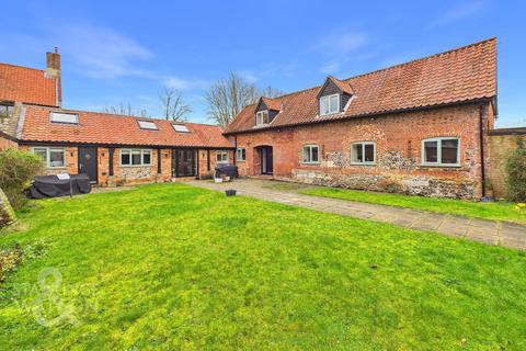 undefined, Bungay Road, Poringland, Norwich