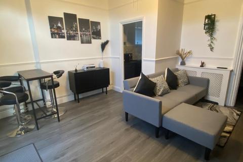 undefined, Glen View, Gravesend, Kent, DA12 1LP