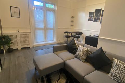 undefined, Glen View, Gravesend, Kent, DA12 1LP