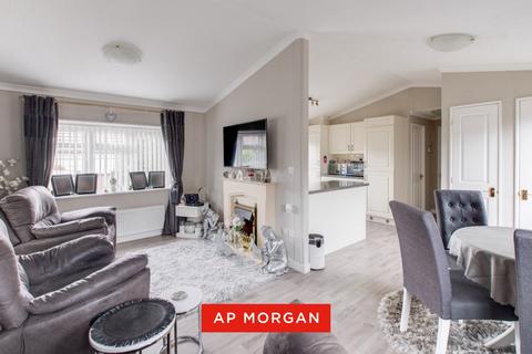undefined, The Glen, Linthurst Newtown, Blackwell, Bromsgrove, B60