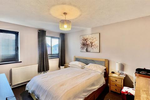 2 bedroom end of terrace house for sale, Jessop Avenue, Norwood Green UB2