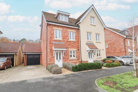 undefined, Hurst Avenue, Camberley GU17