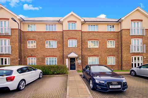 2 bedroom flat to rent, Periwood Crescent, Perivale UB6