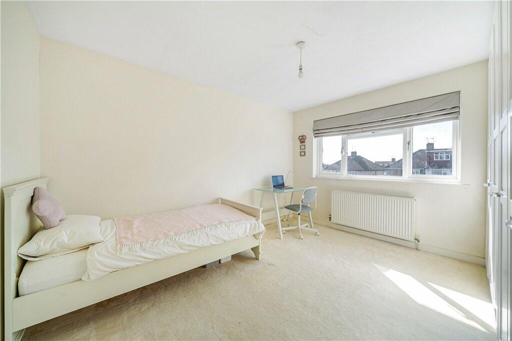 Davidson Frost-Wellings, DFW, St Edmunds Drive, St