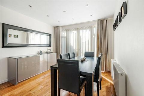 3 bedroom semi-detached house for sale, St. Edmunds Drive, Stanmore HA7
