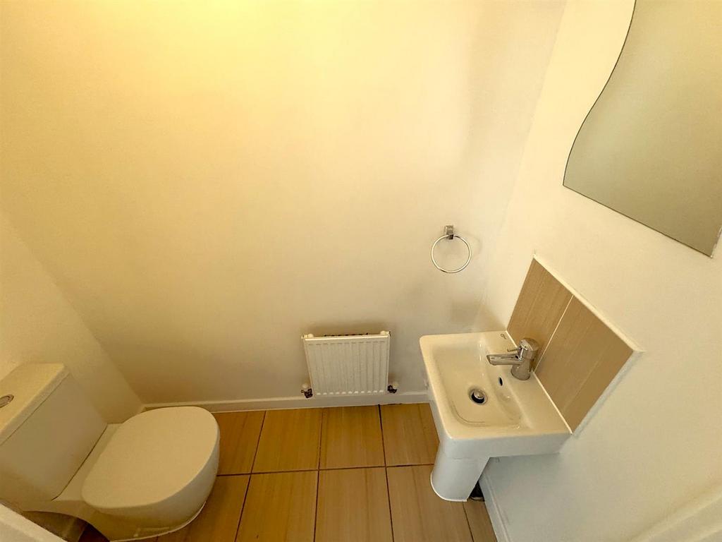 Thumbnail image0.jpg