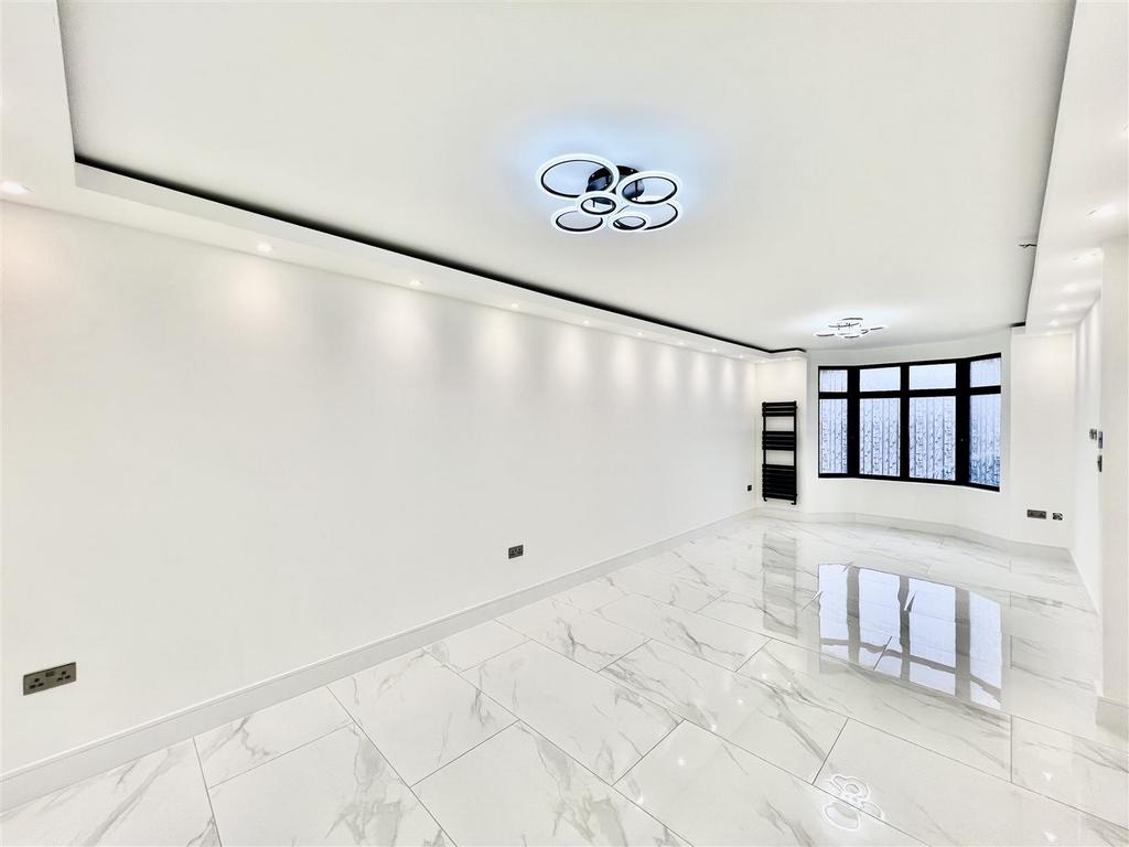 Through Lounge
