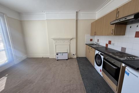 undefined, Middleton Avenue, Greenford UB6