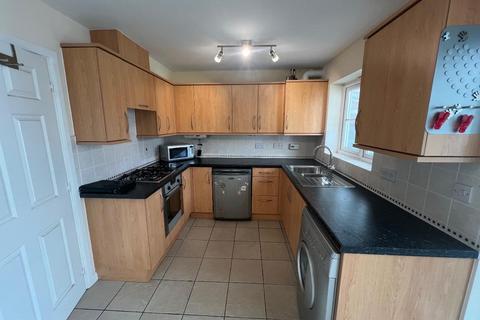 3 bedroom detached house for sale, NO FEES - NO CHAIN Scott Avenue, Rothwell, Kettering